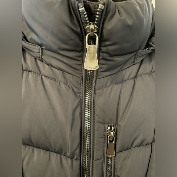 Calvin Klein Hooded Maxi Puffer Jacket - Picture 5 of 5